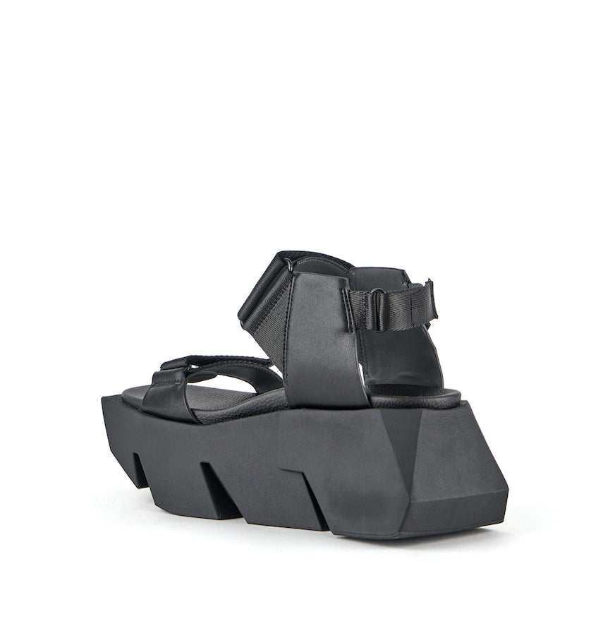 BULL RUN BLACK
