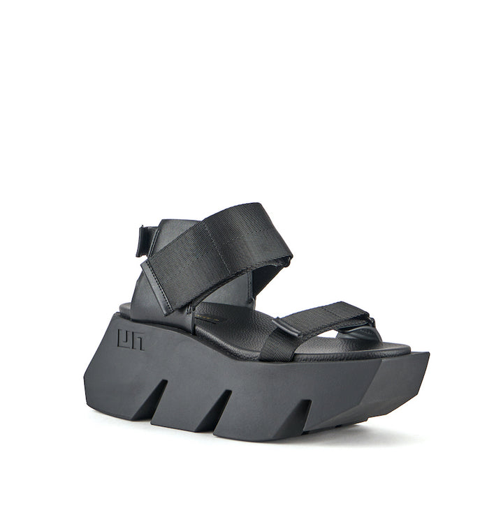 BULL RUN BLACK