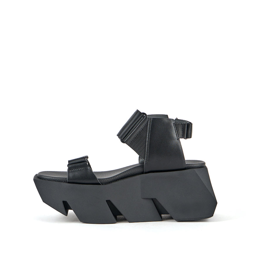 BULL RUN BLACK