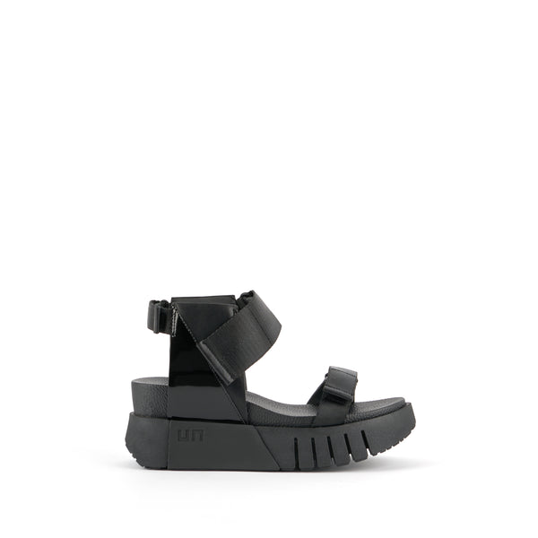 DELTA RUN BLACK