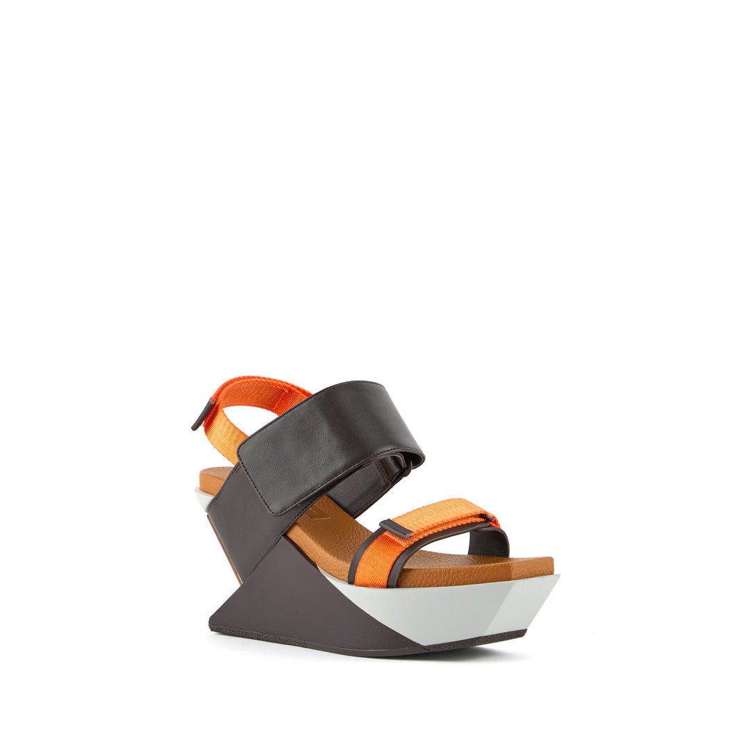 DELTA RUN WEDGE AMBER GLOW