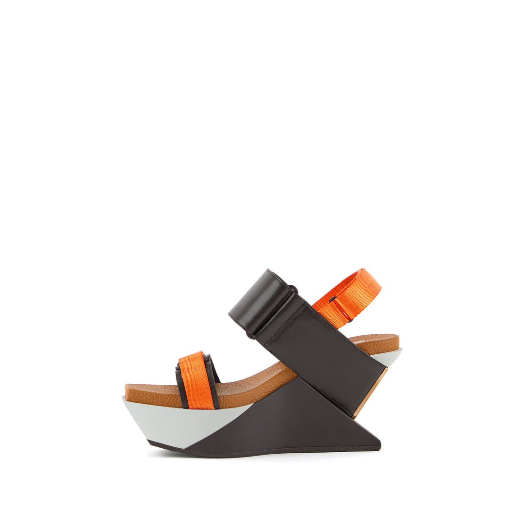 DELTA RUN WEDGE AMBER GLOW