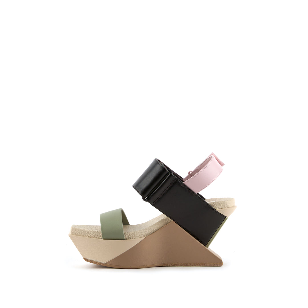 DELTA WEDGE SANDAL BLOSSOM