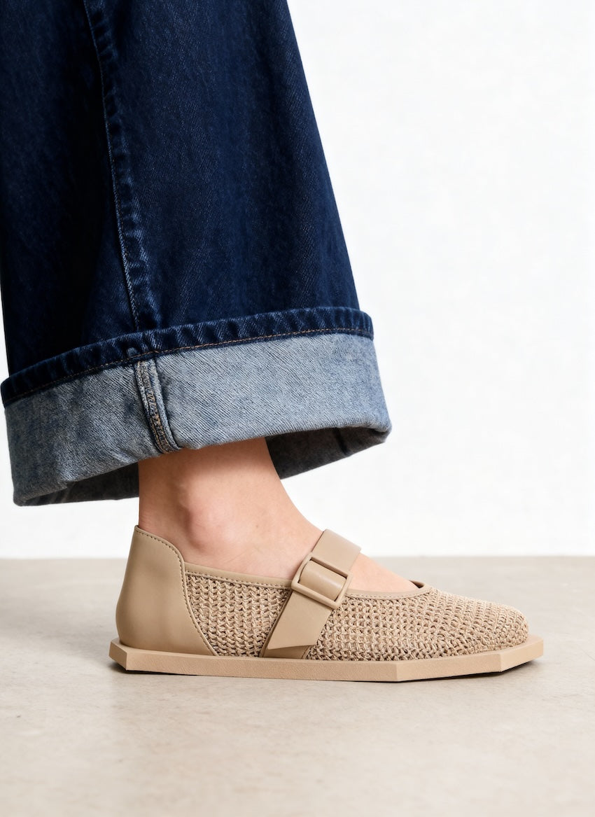 zapato de mujer de vestir veraniego en color beige