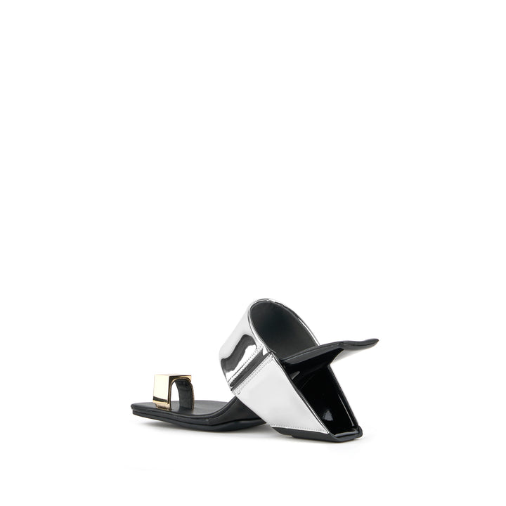 LOOP TOE HI CUBE RING SILVER
