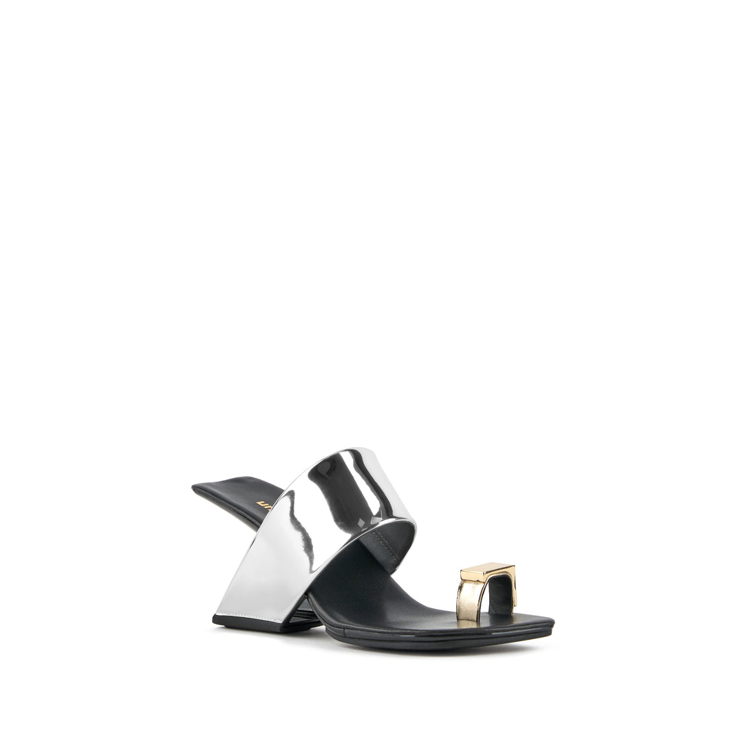 LOOP TOE HI CUBE RING SILVER