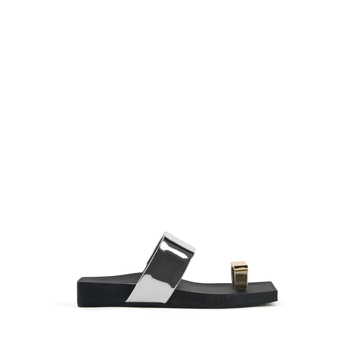 LOOP TOE LO CUBE RING SILVER