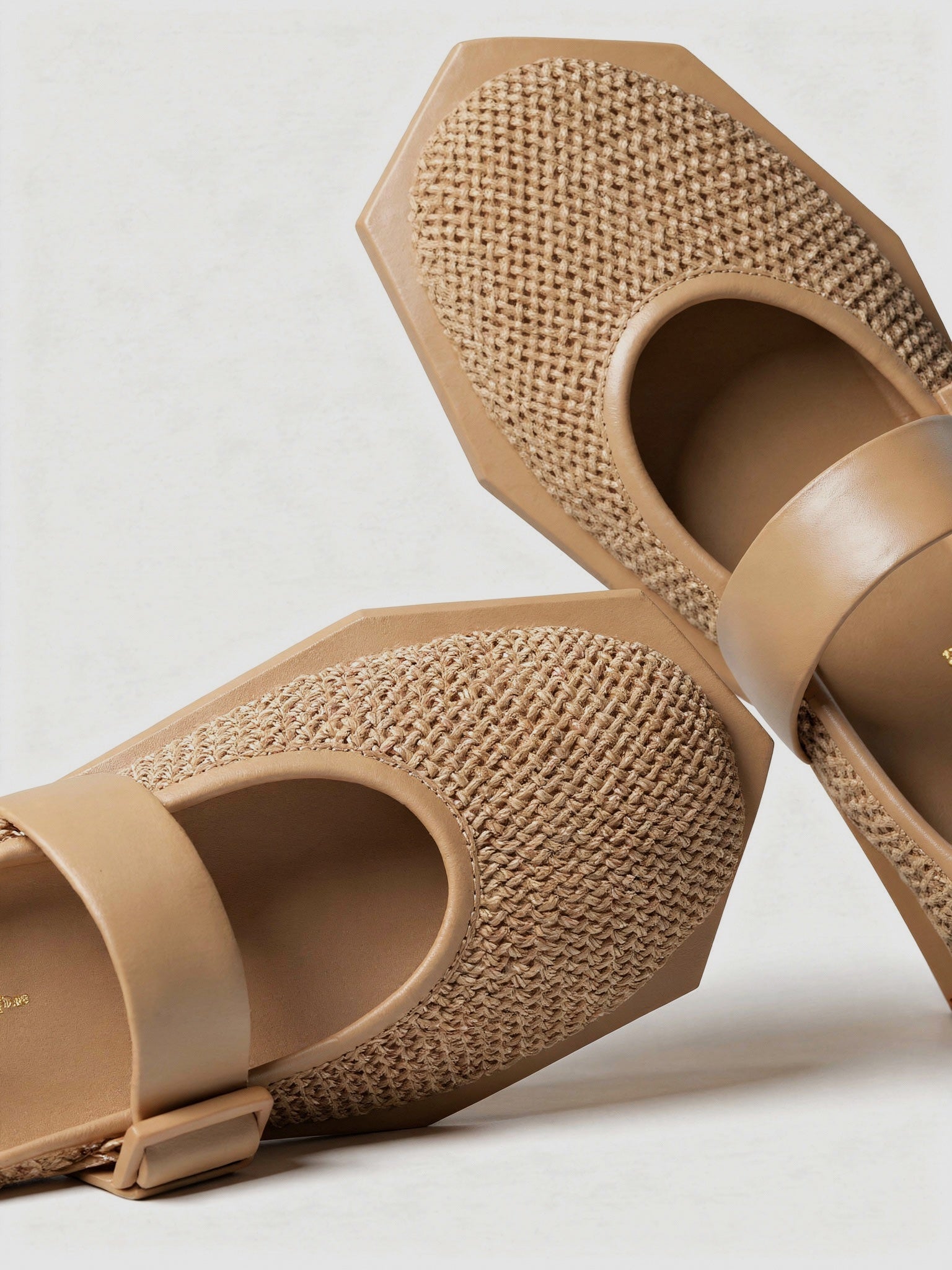 bailarinas planas cómodas color beige para mujer en United Nude