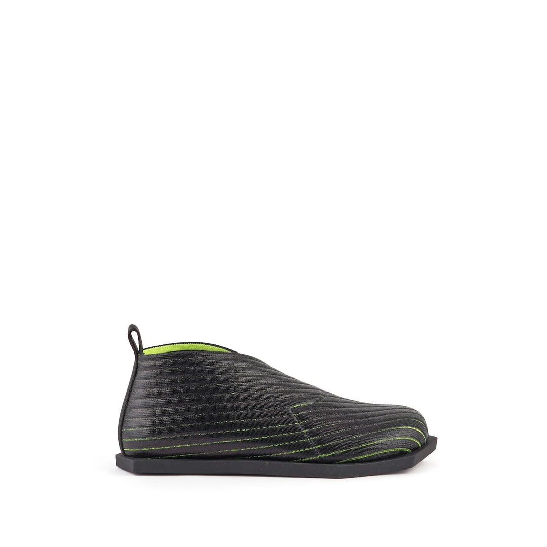 POLY FOLD LO BLACK + CYBER LIME