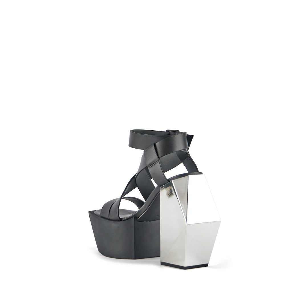 STAGE SANDAL BLACK SILVER