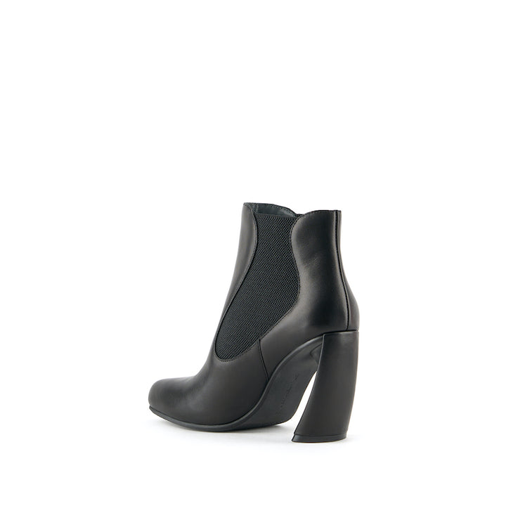 ZUMA FLOW HI BLACK
